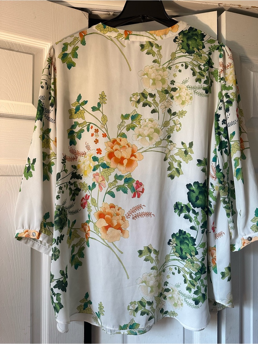 Rose & Olive Floral Button-Front V-Neck Blouse in White, Green & Orange - Picture 3 of 6